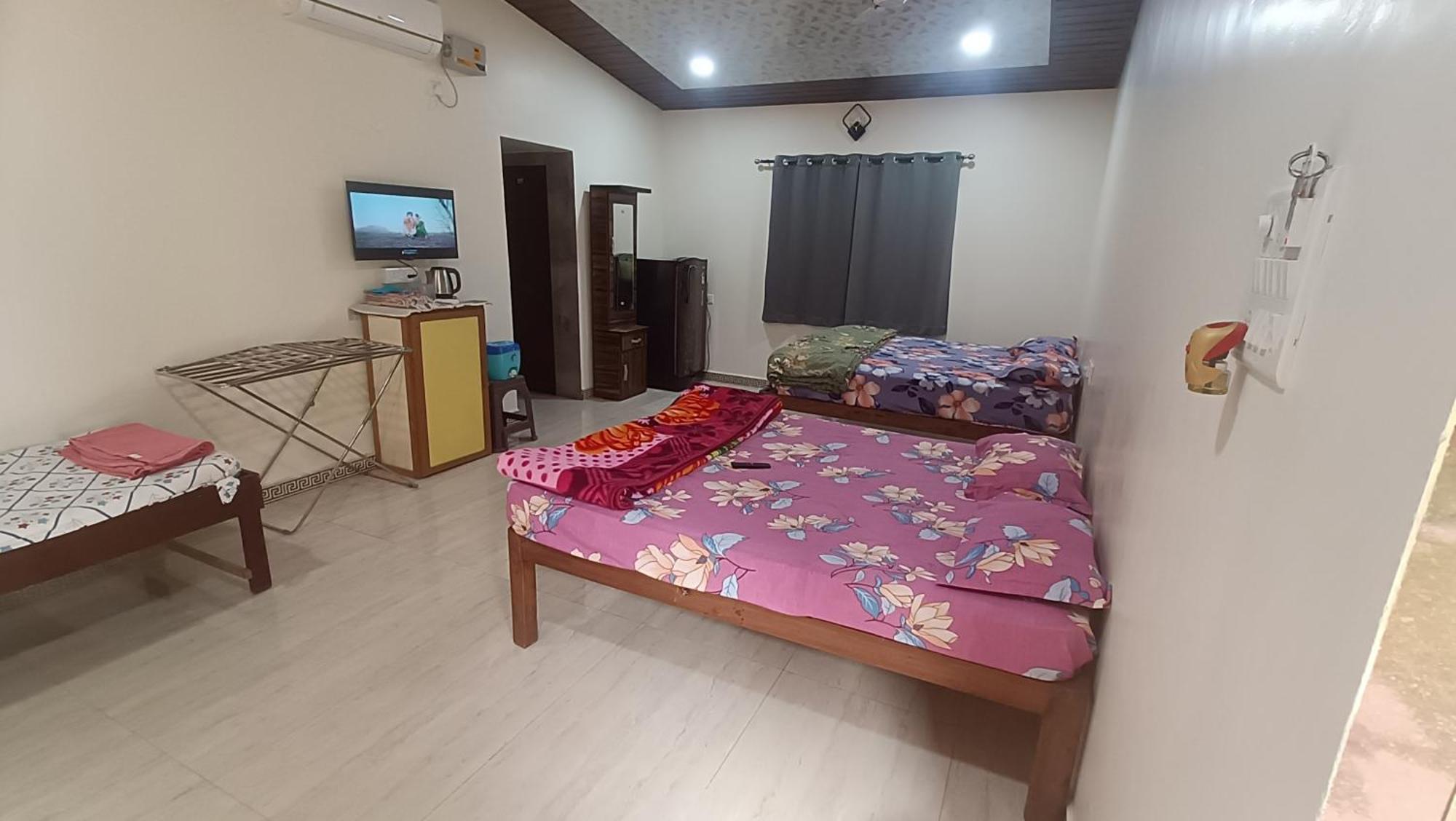 The Royal Ascot Holiday Home Alibag Exterior photo